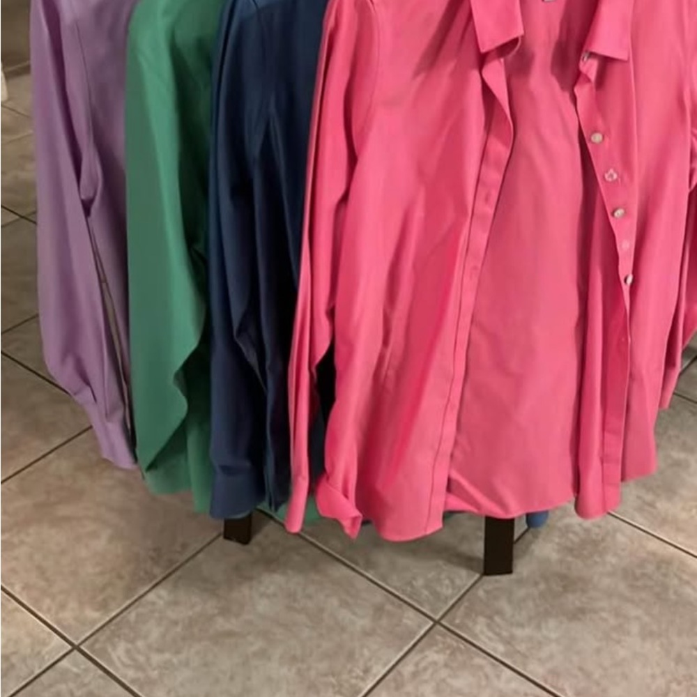 FOXCROFT  Shirts
Boy friend style
Non iron